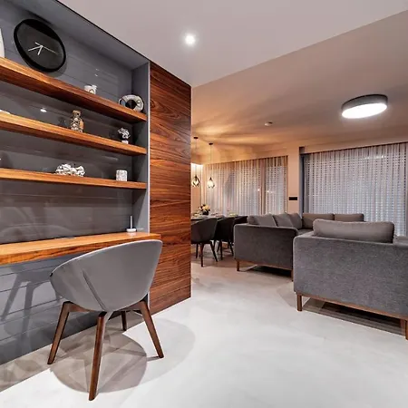 Luxury Delight I In With Private Pool, Gym, Sauna & Jacuzzi فيلة *